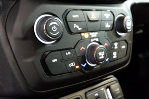 Jeep Renegade Change the Way 1.0 Turbo 88 kW (120 CV) 4x2 - Foto 15