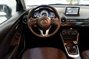 Mazda 2 Mazda Style 1.5 SKYACTIV-G 90 CV - Foto 9