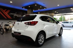 Mazda 2 Mazda Style 1.5 SKYACTIV-G 90 CV - Foto 4