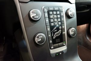 Volvo V40 2.0 T2 Kinetic - Foto 12