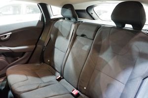 Volvo V40 2.0 T2 Kinetic - Foto 7