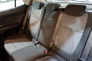 Kia Stonic 1.0 T-GDi MHEV iMT 74 kW (100 CV) Concept - Foto 8