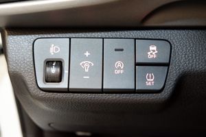 Kia Stonic 1.0 T-GDi MHEV iMT 74 kW (100 CV) Concept - Foto 19