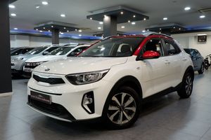Kia Stonic 1.0 T-GDi MHEV iMT 74 kW (100 CV) Concept - Foto 2