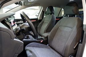 Volkswagen Golf Life 1.5 TSI 96 kW (130 CV) - Foto 14