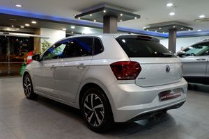 Volkswagen Polo Sport 1.0 TSI 85 kW (115 CV) DSG 7 vel. - Foto 6