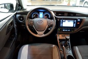 Toyota Auris 120T Active - Foto 9