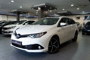 Toyota Auris Touring Sports 140H e-CVT Feel! Edition - Foto 2