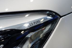 Renault Captur 1.3tCe Zen 130cv - Foto 23