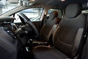 Renault Captur 1.3tCe Zen 130cv - Foto 11