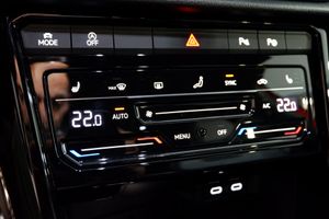 Volkswagen T-Roc T-Roc R-Line 1.5 TSI 110 kW - Foto 16