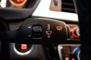 BMW Serie 3 318d - Foto 25