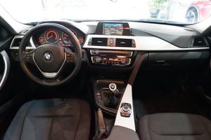 BMW Serie 3 318d - Foto 8