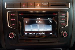 Volkswagen Polo Advance 1.2 TSI 90cv BMT - Foto 14