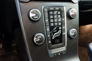 Volvo V40 5p T2 Kinetic - Foto 13