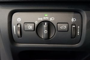 Volvo V40 5p T2 Kinetic - Foto 18