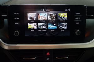 Skoda Kamiq 1.0 TSI 81 kW - Foto 16