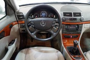 Mercedes Clase E E 280 - Foto 10