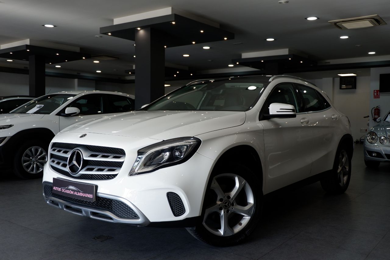 Mercedes GLA 180 - Foto 1