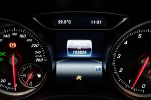 Mercedes GLA 180 - Foto 22