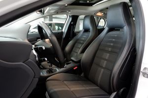 Mercedes GLA 180 - Foto 11