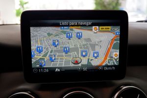 Mercedes GLA 180 - Foto 16