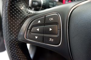 Mercedes GLA 180 - Foto 26