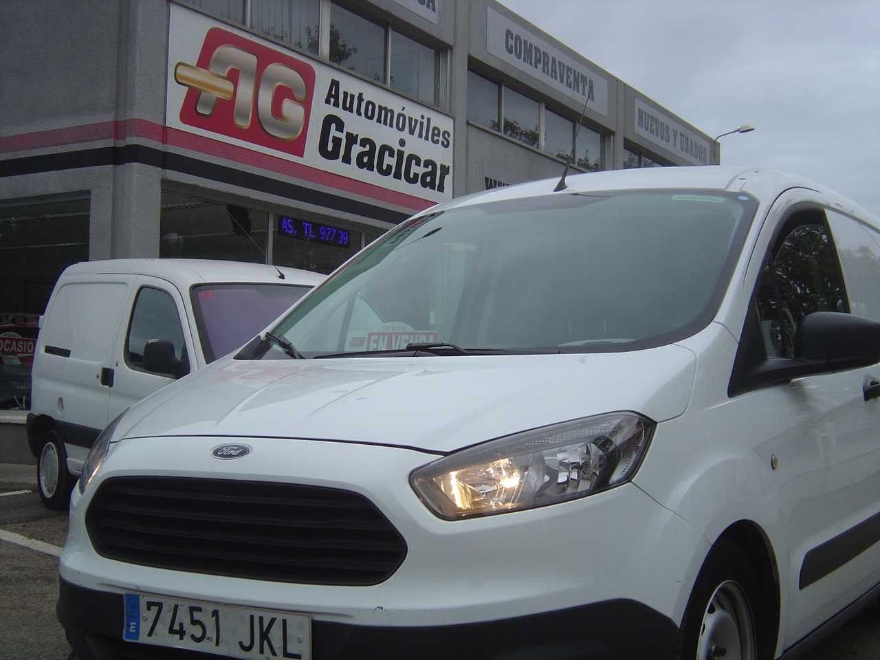 Ford Transit Courier 1.5 TDCI 75CV AMBIENTE   - Foto 1