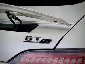 Mercedes AMG-GT  S.  - Foto 17