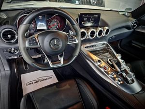 Mercedes AMG-GT  S.  - Foto 19