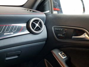 Mercedes GLA 45 Edition One  - Foto 23