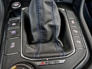 Volkswagen Tiguan R  - Foto 19
