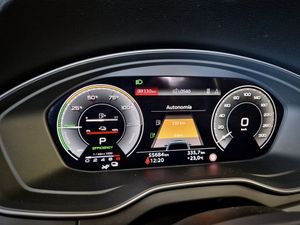 Audi Q5 55 TFSI e quattro.  - Foto 17