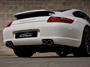 Porsche 911 Carrera 4S  - Foto 25