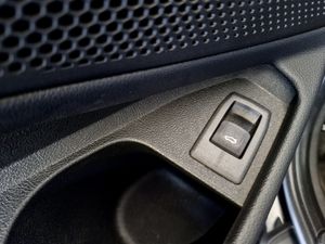 BMW Serie 3 330i  - Foto 18