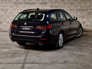 BMW Serie 3 330i  - Foto 4