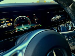 Mercedes AMG-GT  43 4MATIC  - Foto 19