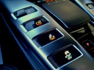 Mercedes AMG-GT  43 4MATIC  - Foto 24