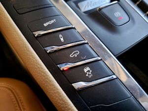 Porsche Macan S.  - Foto 25