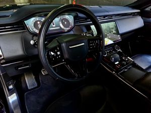 Land-Rover Range Rover Sport Dynamic SE  - Foto 5