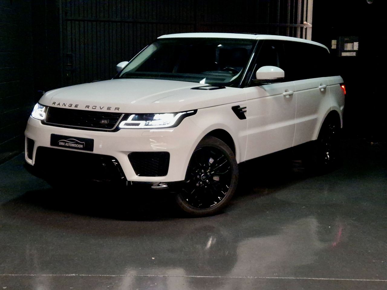 Land-Rover Range Rover Sport HSE  - Foto 1