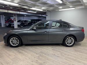 BMW Serie 3 318D  - Foto 6