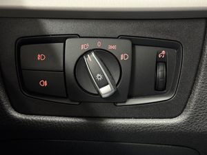 BMW Serie 3 318D  - Foto 25