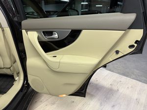 Infiniti FX 30D s  - Foto 7