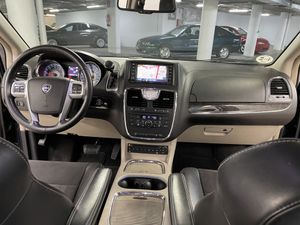 Lancia Voyager 2.8CRDi  - Foto 18