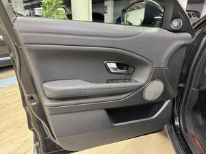 Land-Rover Range Rover Evoque 2.0eD4 Pure 2WD 150, 110kW/150 PS  - Foto 8