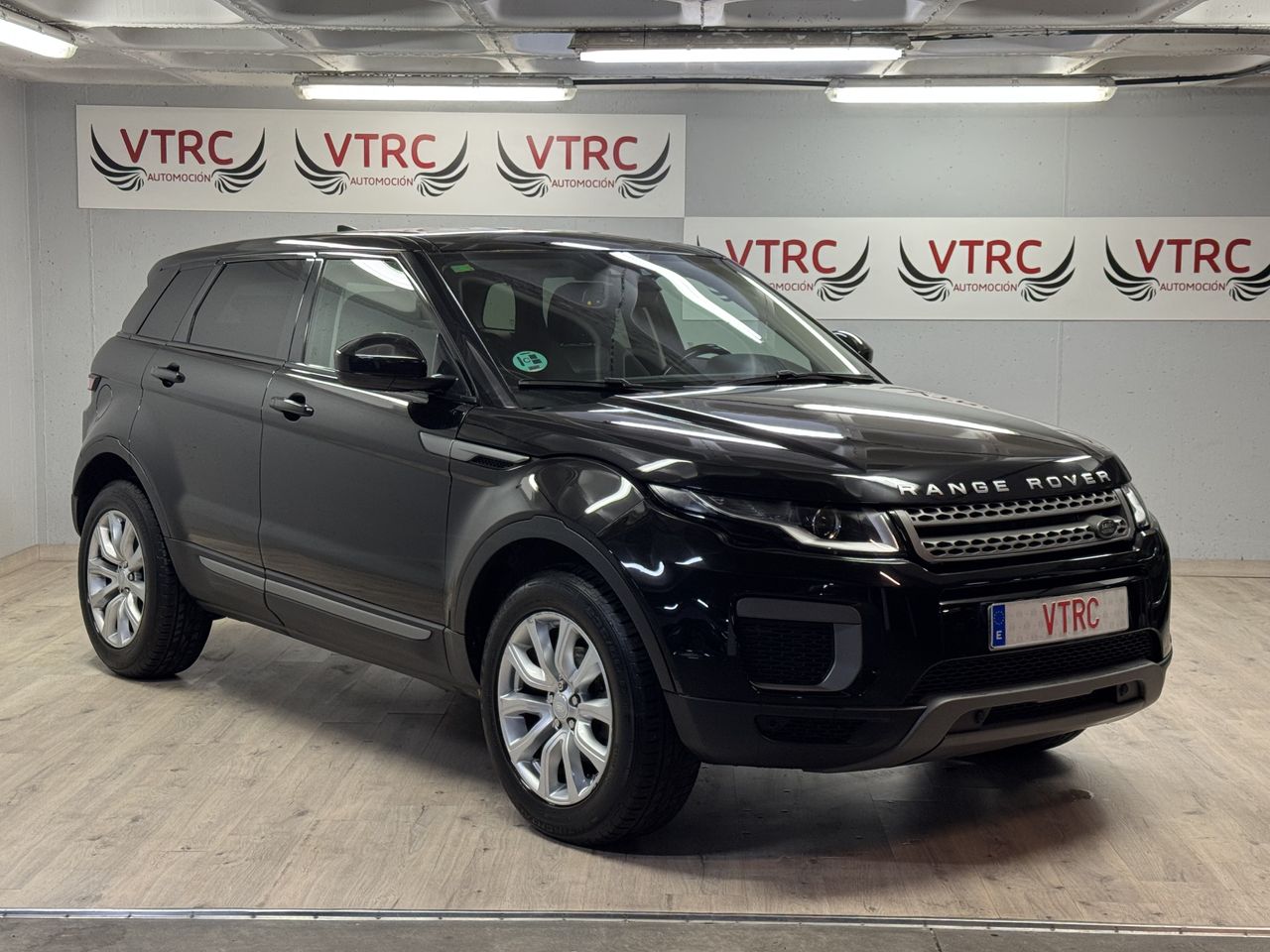 Land-Rover Range Rover Evoque 2.0eD4 Pure 2WD 150, 110kW/150 PS  - Foto 1