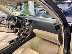 Lexus IS 220D  - Foto 13