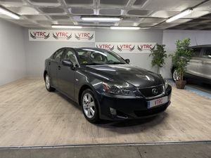 Lexus IS 220D  - Foto 2