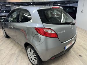 Mazda 2 1.3  - Foto 7